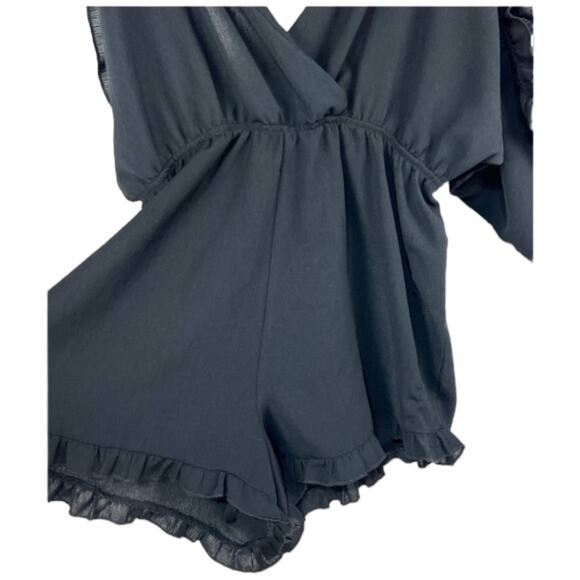 Salt + Jade Black Cold Shoulder Ruffle Romper Wrap Front Party Summer Large - Picture 6 of 12